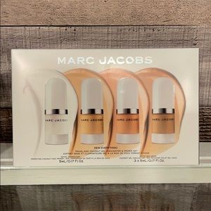 ❤️NEW!!!❤️ Marc Jacobs Dew Everything Travel Size.